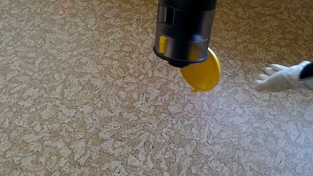 Очистка контейнера для сбора пыли Karcher VC 3 смотреть онлайн