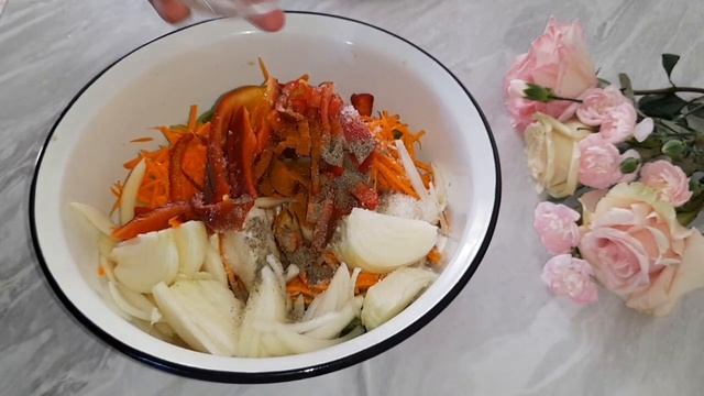 Салат.КАК ЖЕ ВКУСНО!САЛАТ ИЗ ЗЕЛЕНЫХ ПОМИДОРОВ-ПАЛЬЧИКИ ОБЛИЖЕШЬ. смотреть онлайн