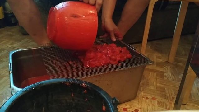 Как удалить косточки из слив для соуса смотреть онлайн