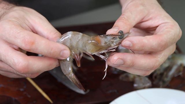 นี่คือวิธีการปรุงกุ้งในร้านอาหารระดับมิชลินสตาร์! สูตรกุ้งอร่อยทำง่ายด้วยแตงกวาในน้ำเกรวี่รสเผ็ดหวา смотреть онлайн