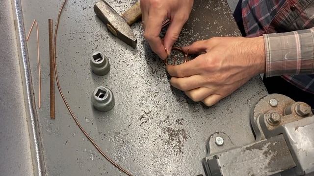 ФИДЕРНАЯ КОРМУШКА СВОИМИ РУКАМИ смотреть онлайн