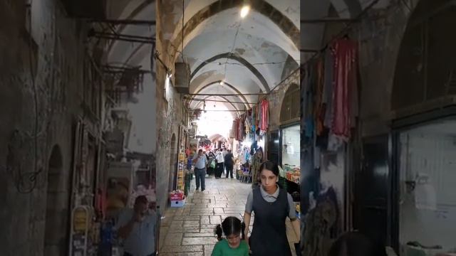 Арабская часть старого Иерусалима.Палестина.Арабы тут живут хорошо.Не верьте пропоганде Хамаса! смотреть онлайн