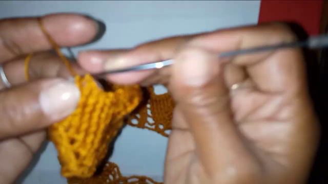 Blusa Tejida A Crochet Hojas Y Palmitas Dorada ~ Pt 1