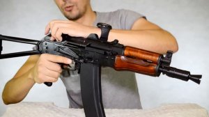 Обзор страйкбольного газового AKS74U от GHK