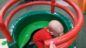 Парк развлечений! Детская комната / Горки, батуты, интереснейший лабиринт / Children's playground