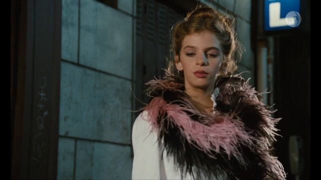 French - La boum 2 смотреть онлайн