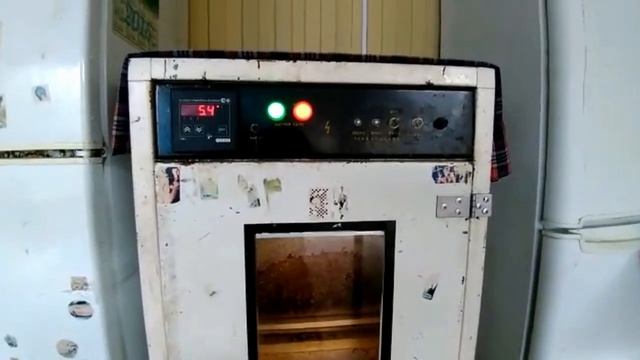 ДЕКРИСТАЛЛИЗАТОР -как растопить прошлогодний мед в рамках- decrystallizer honey. смотреть онлайн