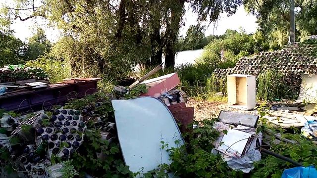 Дом из стеклянных бутылок смотреть онлайн