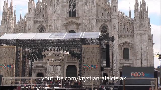 Piazza del Duomo Milano (square), Cattedrale - Cathedral and City Sightseeing Milan смотреть онлайн