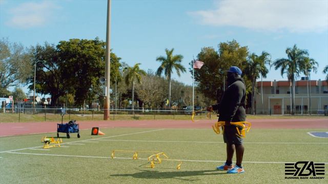 RBA: NFL Combine Running Back Session With Javonte Williams, Gerrid Doaks, Brenden Knox смотреть онлайн