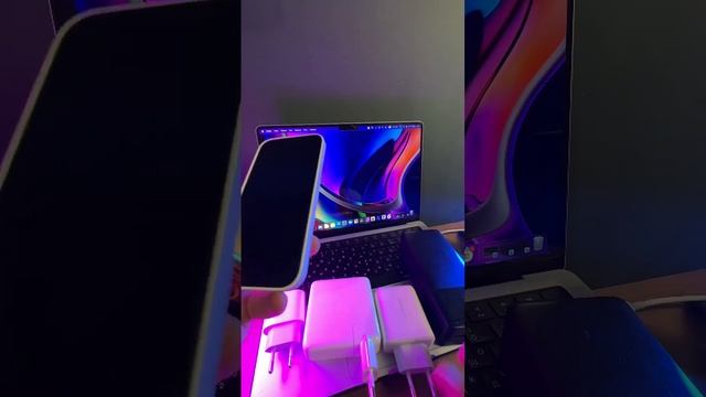 Какой зарядкой заряжать iphone смотреть онлайн