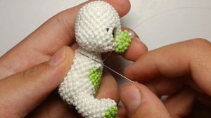 Ручки, хвостик . Плюшик из бисера. Амигуруми. Мастер класс.