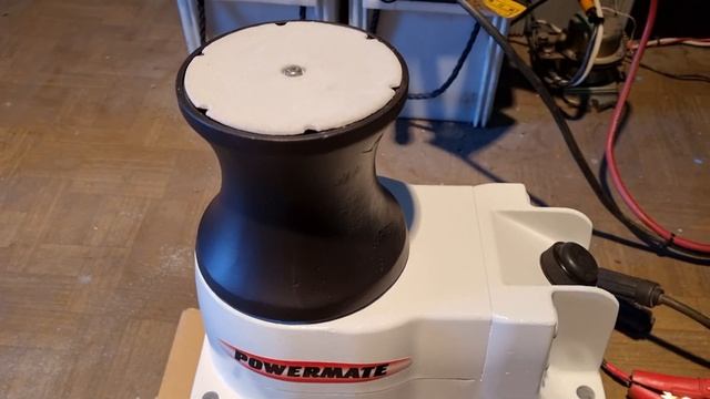 Японская лебедка Yamaha Powermate, 12Вольт, 200Ватт. смотреть онлайн