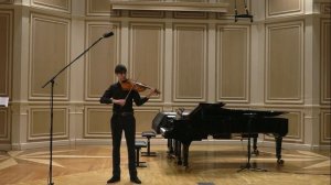 И.С. Бах: сюита №1 (сарабанда и жига) - Сергей Большаков (альт)