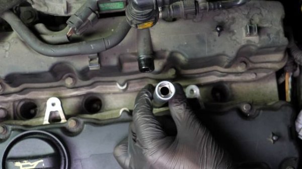 How to replace the spark plugs Peugeot 207 1.4 16V ⚡