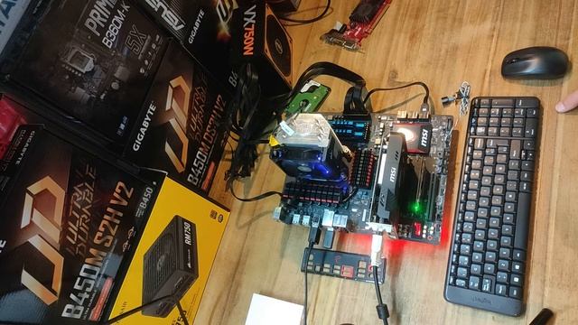 Probamos... 990FXA GAMING con un FX-8350 ¿World's first AMD motherboard with NVMe support? смотреть онлайн