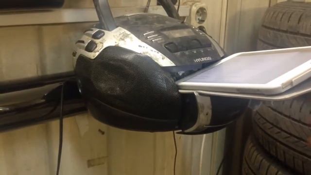 Лучшая и универсальная док станция для техники Apple))))