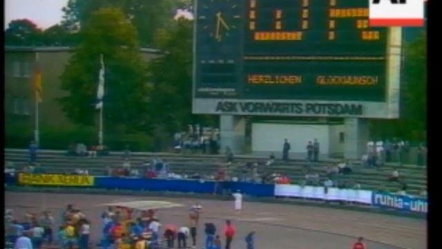 PETRA FELKE 80.00 WR (1988) Jabalina antigua смотреть онлайн