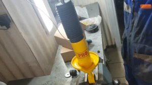 Ремонт подвески на автомобиле Ниссан Патфайндер и установка лифт-комплекта, с усиленными пружинами.