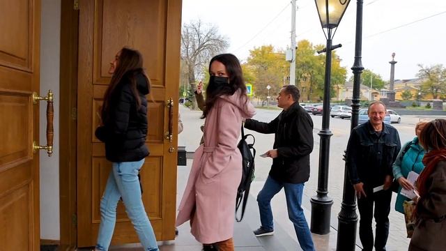 ? Театральный тур «Маленький Ла Скала: истории и легенды театра им. А.П. Чехова» смотреть онлайн