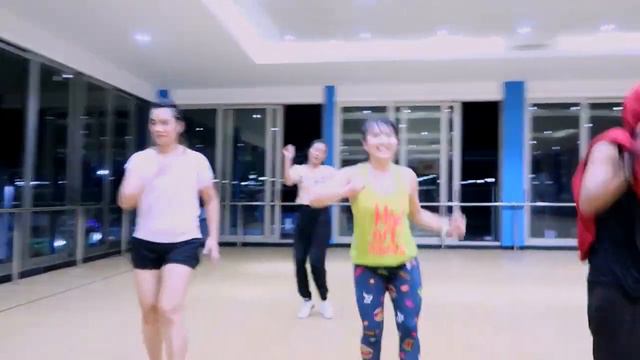 Abraham Mateo CNCO - Me Vuelvo Loco | ZUMBA | FITNESS | At Global Sport Center Balikpapan