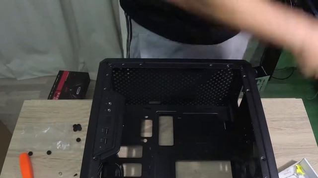 Timelapse Build - Budget HTPC смотреть онлайн