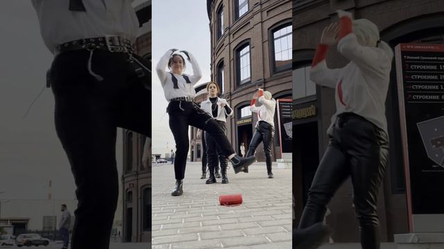 там до середины дотерпи там смешное начинается | MONSTA X - GAMBLER RELAY DANCE смотреть онлайн