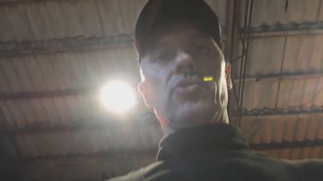 КОВАНЫЙ КОЗЫРЕК ПРОБУЕМ КОВАТЬ смотреть онлайн