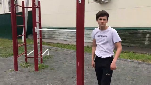 Тренировка 540| сорванная мозоль | падения с турника смотреть онлайн