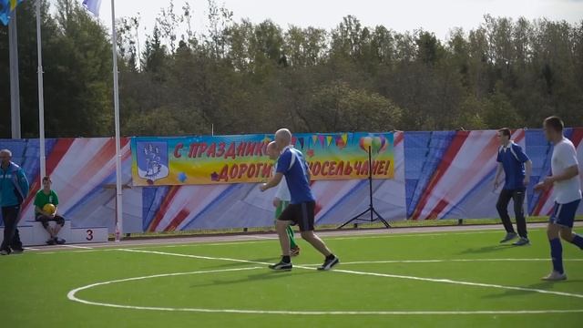 Спортивный праздник в Гостицах смотреть онлайн