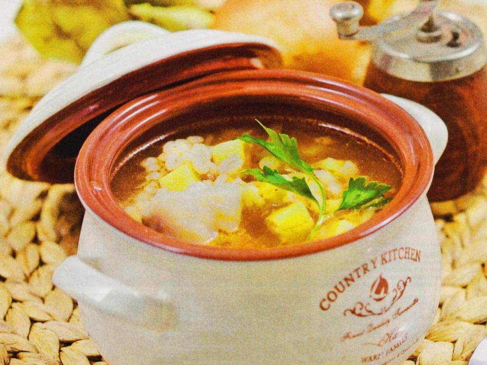 Рыбный суп с перловой крупой. Сытное и полезное блюдо. смотреть онлайн