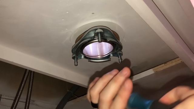 How to Install - Insinkerator Evolution Select Garbage Disposal смотреть онлайн