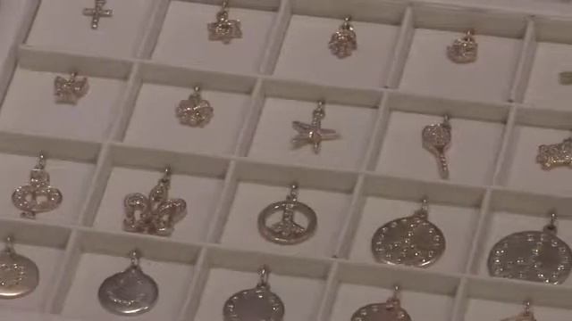 Shopping Is My Cardio celebrates Friendship Day смотреть онлайн