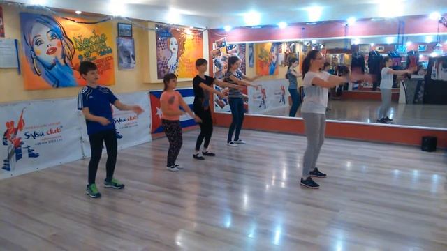 Salsa Kids Mania( средняя группа)10-13 лет