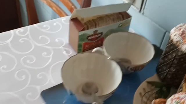 Пришла с работы_ Накрыла пасхальный столик_ Жду сватью