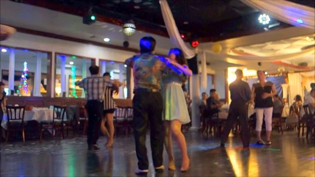 ROMANTIC SLOW WALTZ смотреть онлайн