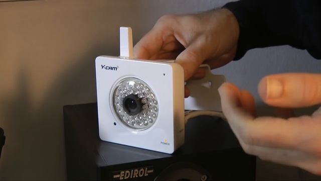 Synology Diskstation DS211 & Y-Cam Knight S IP Network Video Camera Review смотреть онлайн
