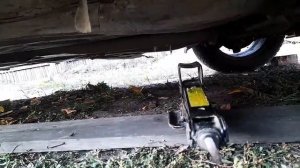 Как поддомкратить автомобиль ВАЗ 2110 с гнилым дном