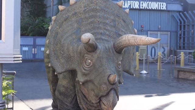 Updates At Universal Studios Hollywood | New Lunar Year 2024 Merch смотреть онлайн