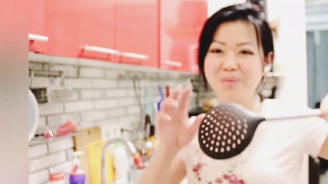 Пожалуй самый вкусный рецепт курочки по-корейски с острым соусом и арахисом! Взрыв вкусов смотреть онлайн