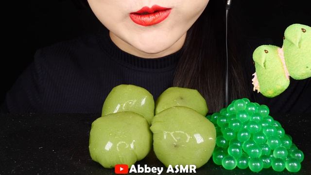 ASMR GREEN HONEY JELLY, MOCHI, CORN JELLY, PEEPS, POPPING BOBA, EATING SOUNDS 먹방 핫 아이템 꿀젤리 먹방 Abbey смотреть онлайн