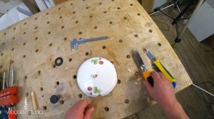 Как закрепить ручку на крышке от кастрюли.