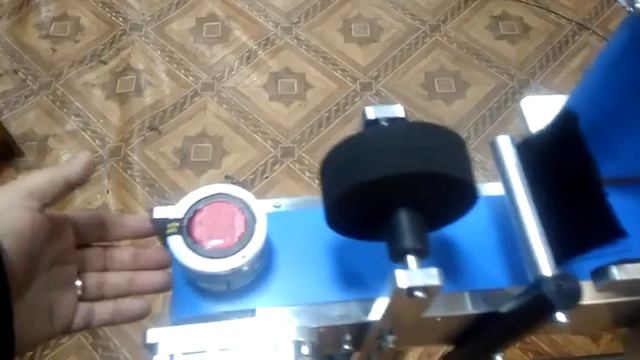 Автоматическая этикетировочная машина Вега-02 смотреть онлайн