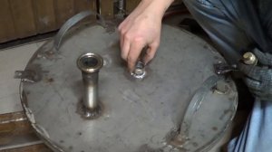 Пайка штуцера из латуни к крышке бака из нержавейки 2 мм  ч2.soldering stainless steel