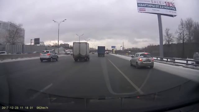 Занесло на МКАДе