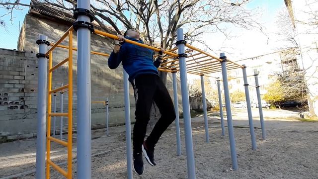 КАК СДЕЛАТЬ ВЫХОД СИЛОЙ НА ДВЕ И НА ОДНУ РУКУ - ВИДЕОУРОК смотреть онлайн