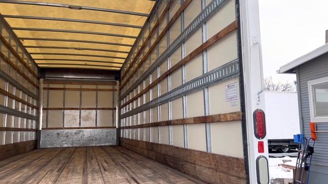 2015 Ford F750 SD - 26' Box Truck w/ Ramp #515526 смотреть онлайн