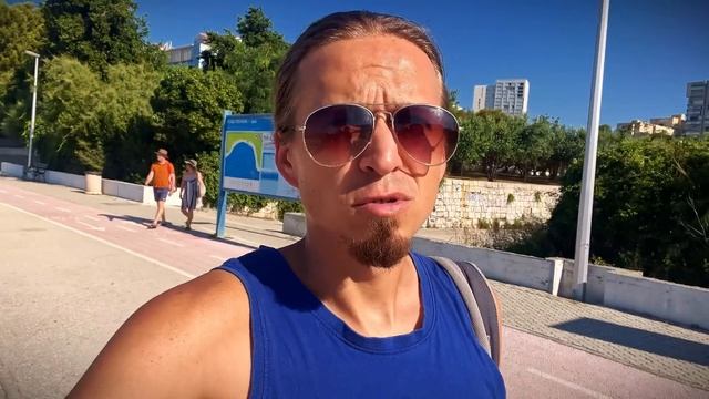 SPLIT: Moje Osiedle, Droga na Plażę i Stare Miasto w sezonie смотреть онлайн