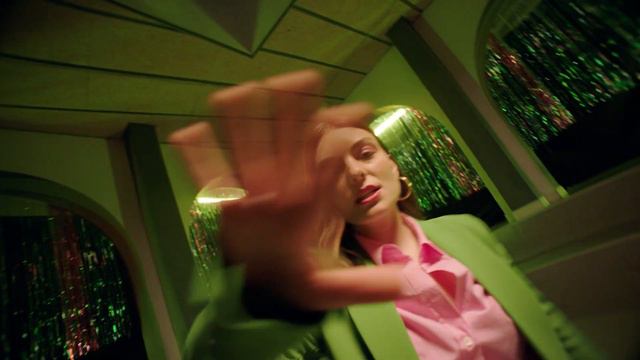 Nina Blóm - I've got a feeling (Official Music Video) смотреть онлайн