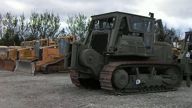 Экскаваторы гусен.CAT-2.MP4 смотреть онлайн